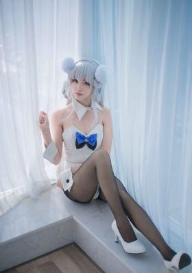 岳彩晶