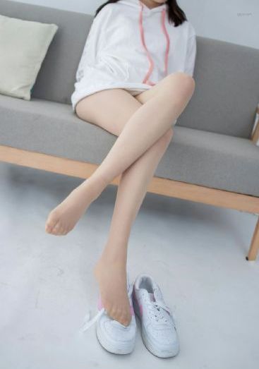 女幽灵